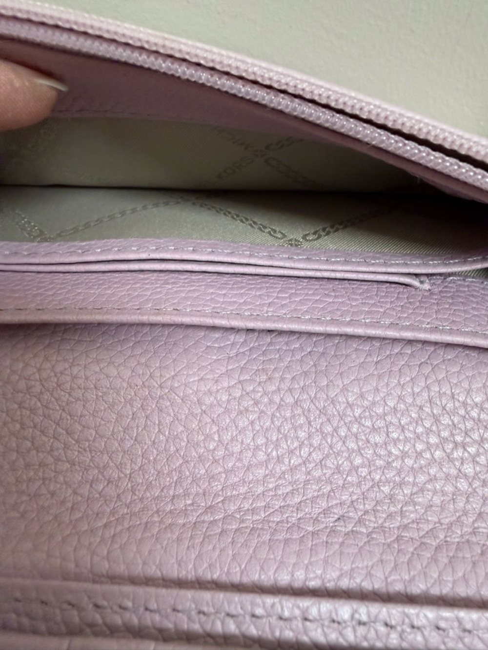 Michael Kors Lilac Pebbled Leather Phone Crossbody - Picture 10 of 12